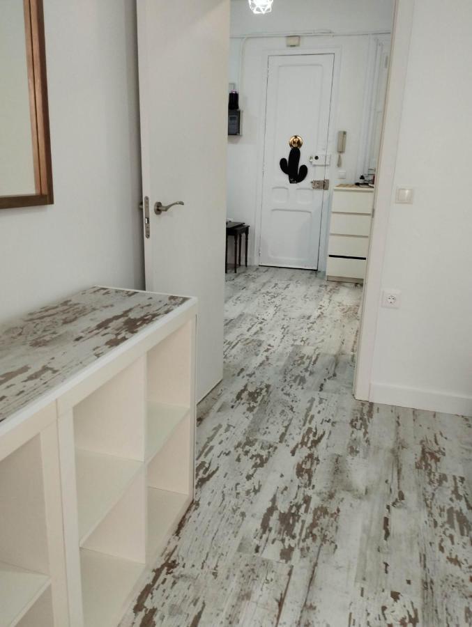 Apartment Fira Bcn Camp Nou L'Hospitalet de Llobregat Esterno foto
